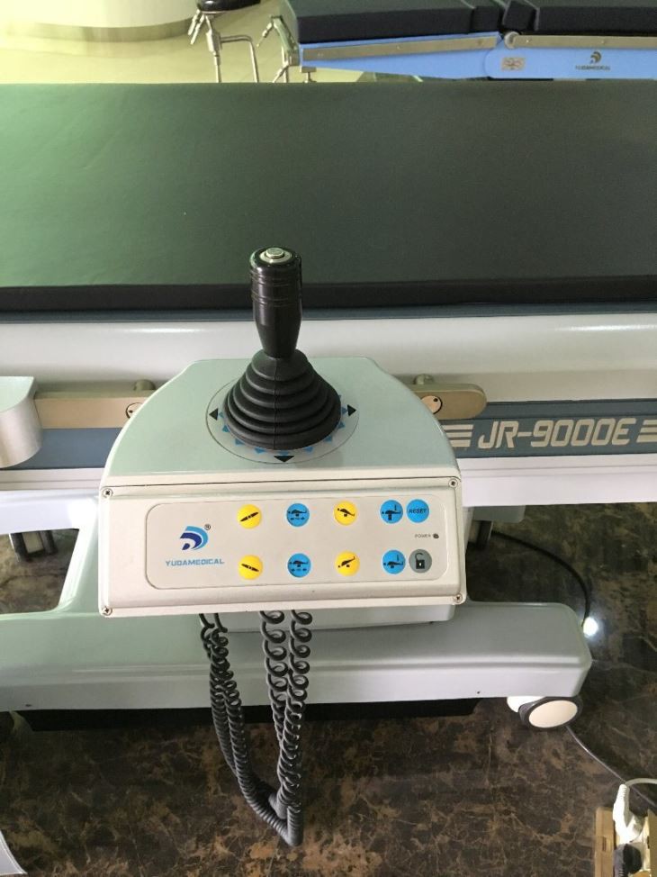 C-arm Compatible Top Sliding Operating Table